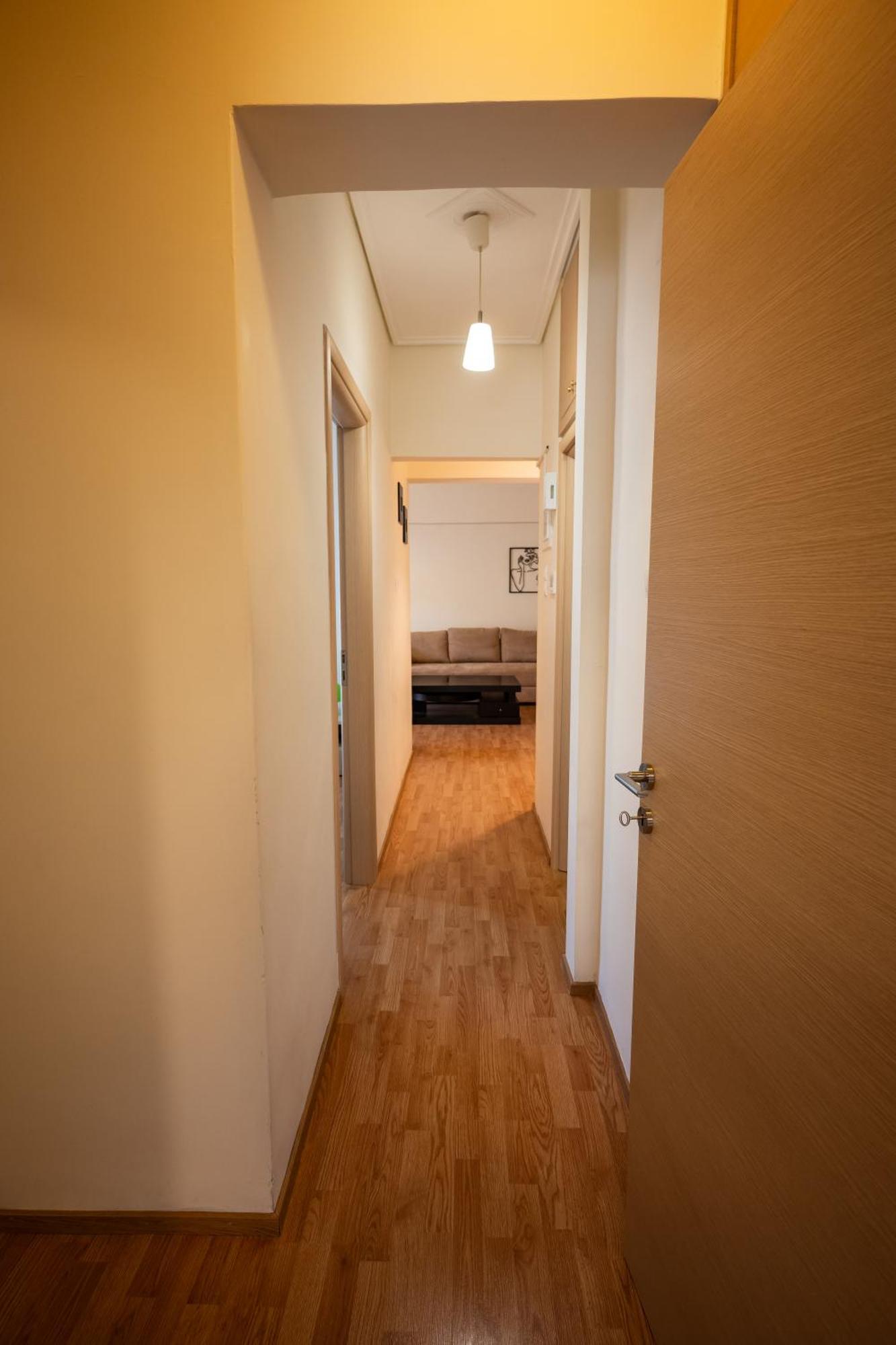 Central Escape Apartment Kalamata Exterior foto